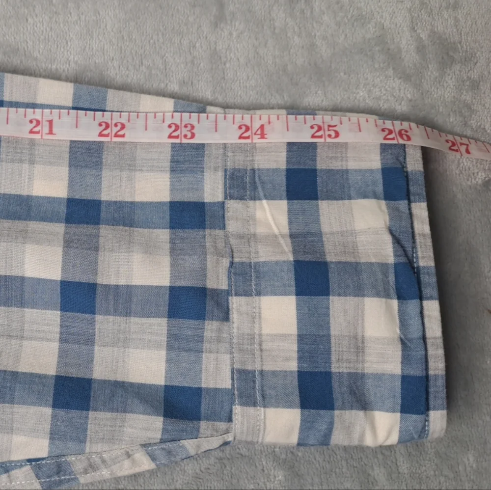 J. Crew Men's Shirt Button-up Blue Cream Business Casual Long Slv Lightweight L
